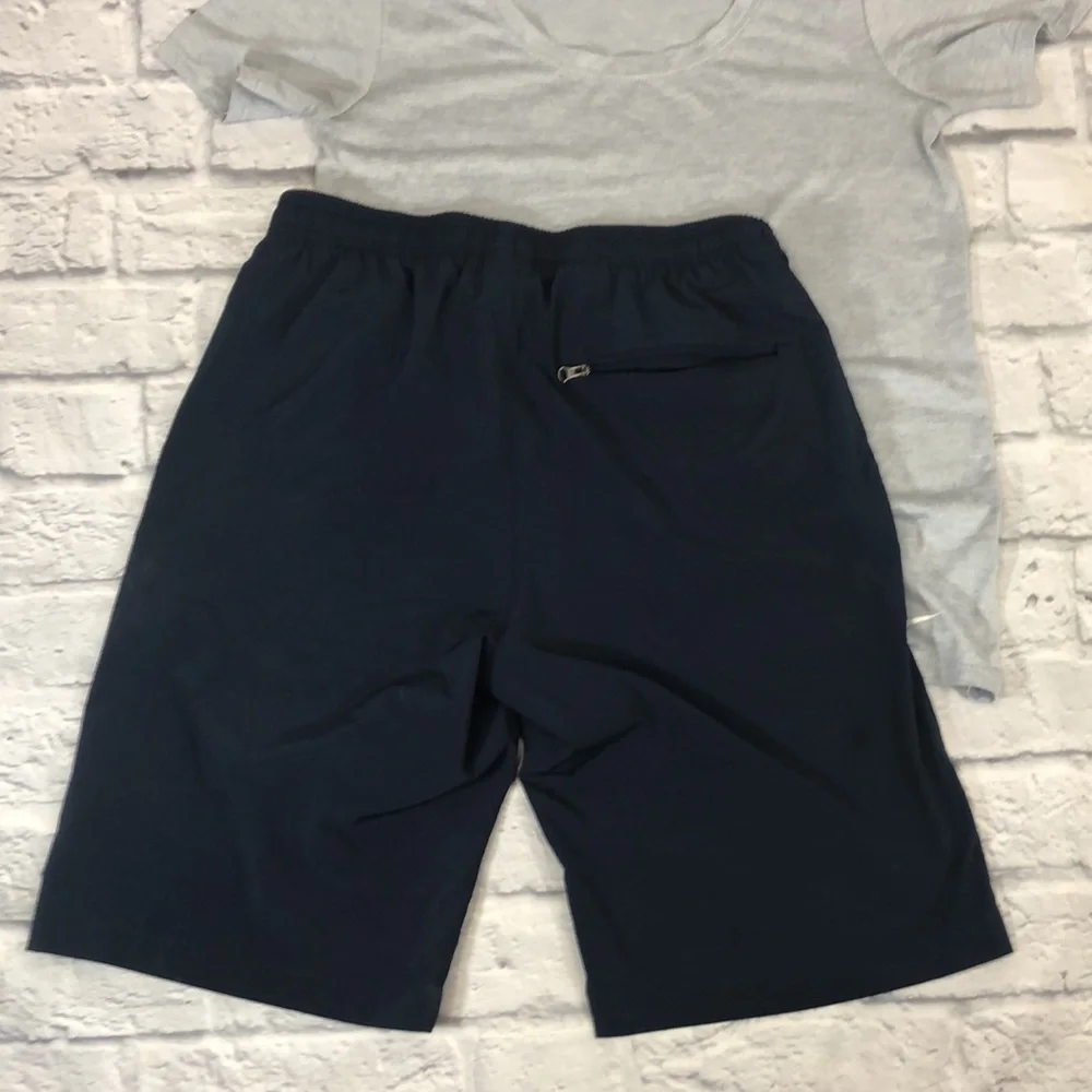 Nike Shorts and T-shirt set. Light Gray & Navy Blue. Size Small
